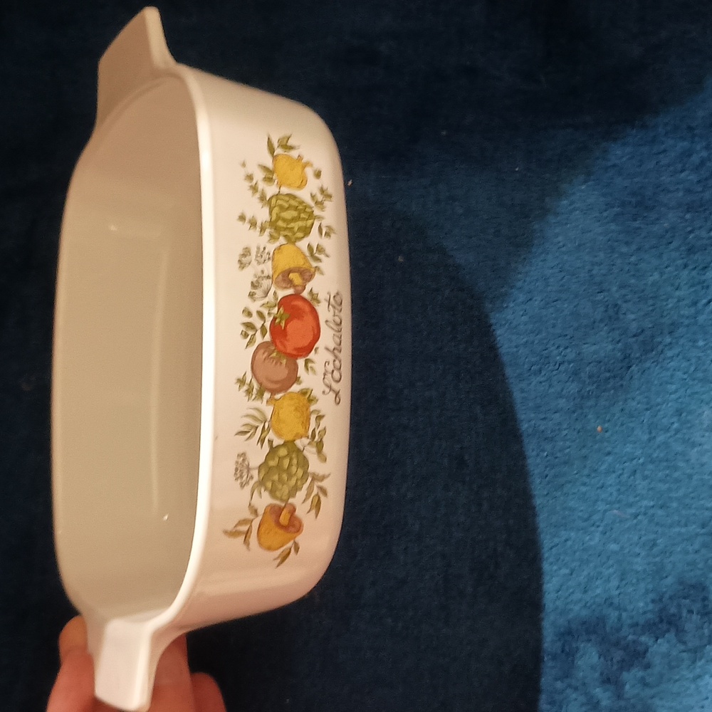 Corningware Spice of Life L'Echalote A-1-B 1 qt Casserole dish.